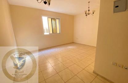 Apartment - 2 Bedrooms - 2 Bathrooms for rent in Al Mujarrah - Al Sharq - Sharjah