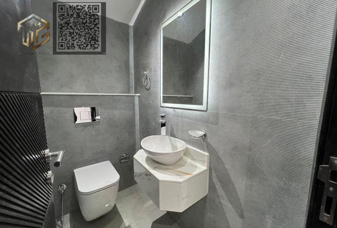128810175 - Property Image 3
