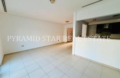 Villa - 1 - 2 for rent in Al Barsha South - Al Barsha - Dubai Villa - 1 - 2 for rent in Al Barsha South - Al Barsha - Dubai