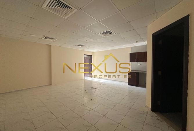 114185129 - Property Image 3