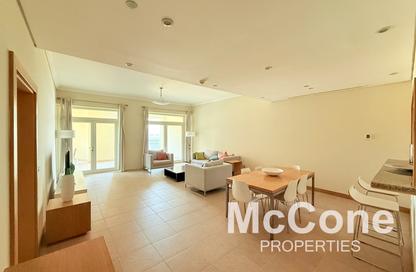 Apartment - 2 - 3 for rent in Al Das - Shoreline Apartments - Palm Jumeirah - Dubai