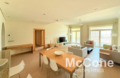 Apartment - 2 - 3 for rent in Al Das - Shoreline Apartments - Palm Jumeirah - Dubai