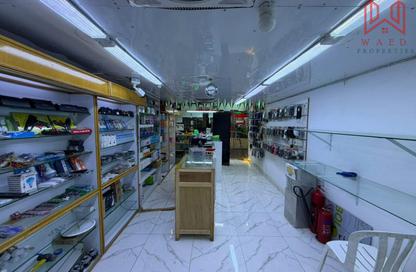Shop - Studio for rent in Hor Al Anz Street - Hor Al Anz - Deira - Dubai