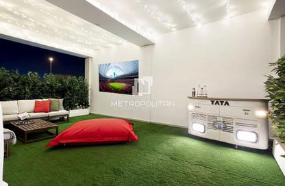 Apartment - 1 Bedroom - 2 Bathrooms for sale in DEC Tower 2 - DEC Towers - Dubai Marina - Dubai