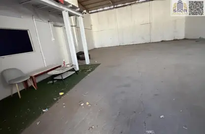 Warehouse - Studio - 1 Bathroom for rent in Umm Dera - Umm Al Quwain