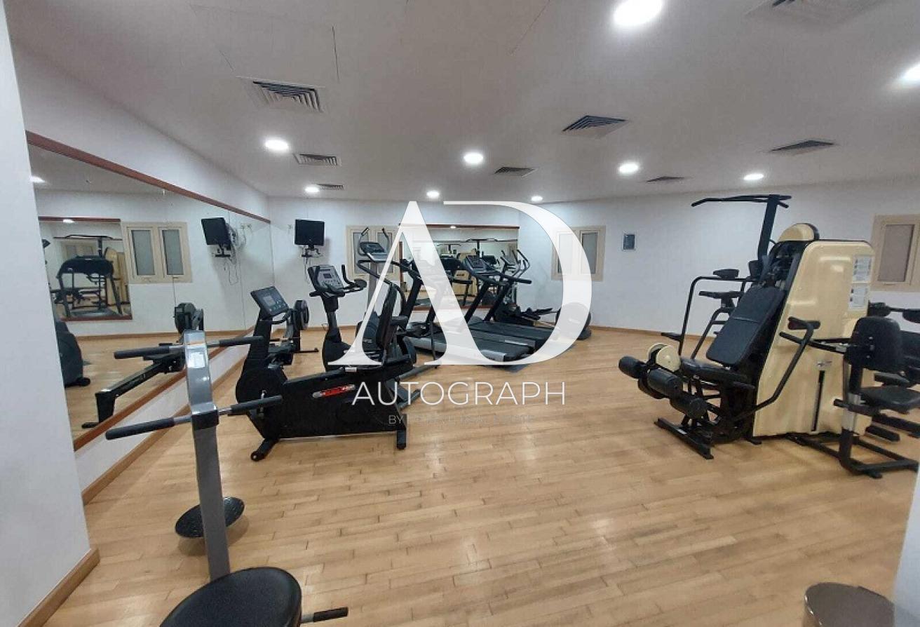 Modern Design | 4 Bed NewRefurbished Villa | Pool photo 18