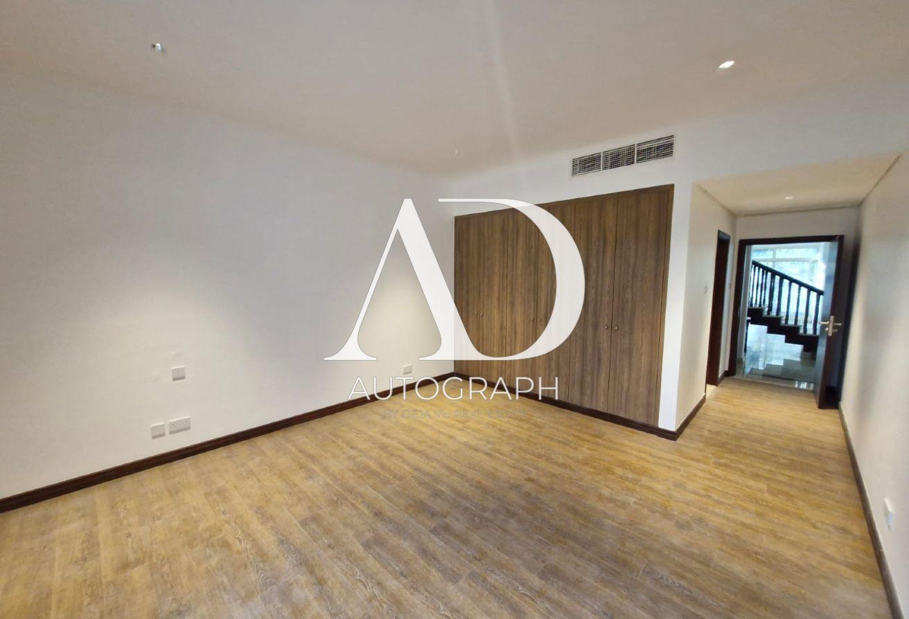 Modern Design | 4 Bed NewRefurbished Villa | Pool photo 15