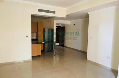 Apartment - 1 - 2 for rent in Marina Crown - Dubai Marina - Dubai
