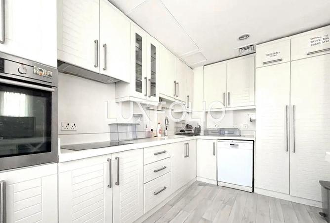 54929300 - Property Image 3