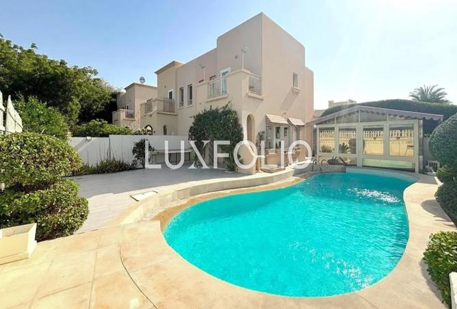 54929300 - Property Main Image