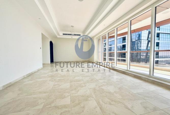 92245202 - Property Main Image