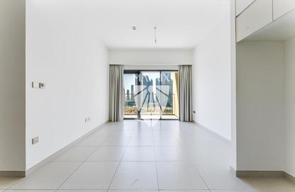 Apartment - 2 - 2 for rent in Burj Royale - Downtown Dubai - Dubai