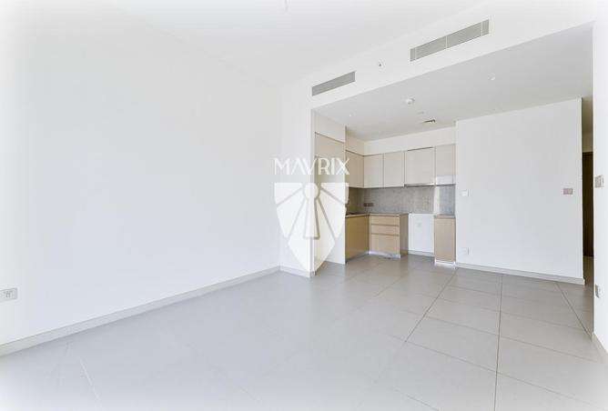 Chiller Free | Multiple Options | Burj View photo 3