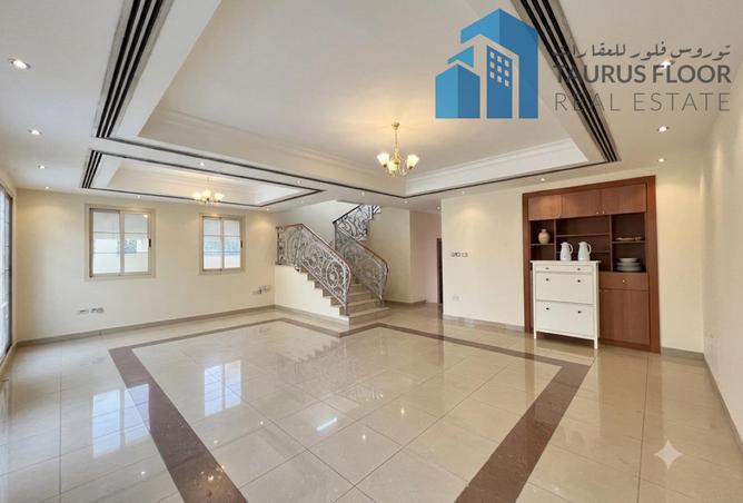 109521202 - Property Image 2