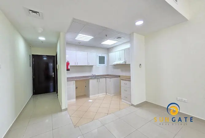 135607142 - Property Image 3