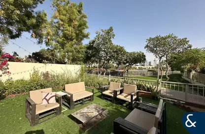 فيلا - 2 غرف نوم - 3 حمامات للايجار في الينابيع 7 - الينابيع - دبي