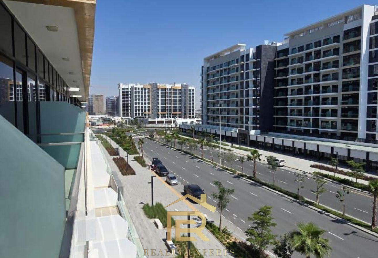 Hot Deal | Modern Studio with Balcony | Pool & Gym photo 9