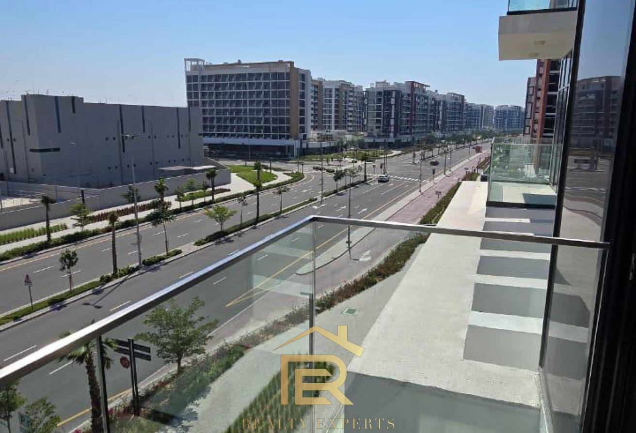 Hot Deal | Modern Studio with Balcony | Pool & Gym photo 10
