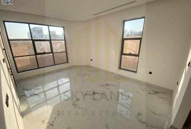 136561119 - Property Image 3