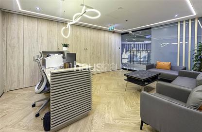 Office Space - Studio for sale in Crystal Tower - Business Bay - Dubai
