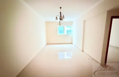 Apartment - 1 Bedroom - 2 Bathrooms for rent in Muwaileh 29 Building - Muwaileh - Sharjah
