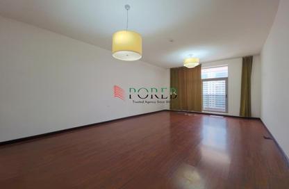 Apartment - 2 Bedrooms - 4 Bathrooms for rent in Green Lakes Towers 2 - Green Lakes Towers - JLT Cluster S - Jumeirah Lake Towers - Dubai