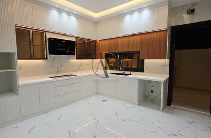 Villa - 5 Bedrooms - 6 Bathrooms for sale in Al Helio 1 - Al Helio - Ajman Villa - 5 Bedrooms - 6 Bathrooms for sale in Al Helio 1 - Al Helio - Ajman