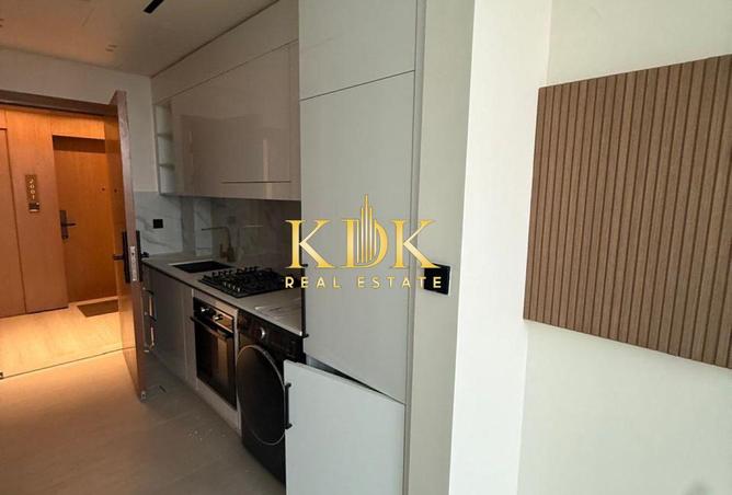 72311178 - Property Image 3