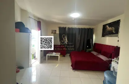 شقة - غرفة نوم - 2 حمامات للايجار في أورينت تاور 1 - أورينت تاور - البستان - عجمان