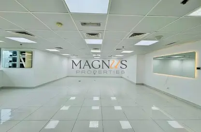 مكتب - استوديو - 1 حمام للايجار في فورتشن إكزيكتيف - (JLT) مجمع T - أبراج بحيرات الجميرا - دبي
