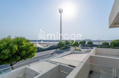 Villa - 4 - 6 for rent in West Yas - Yas Island - Abu Dhabi