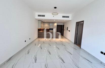 Apartment - 1 Bedroom - 2 Bathrooms for rent in Royal Regency - Business Bay - Dubai
