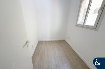 Villa - 2 Bedrooms - 3 Bathrooms for rent in Springs 8 - The Springs - Dubai Villa - 2 Bedrooms - 3 Bathrooms for rent in Springs 8 - The Springs - Dubai