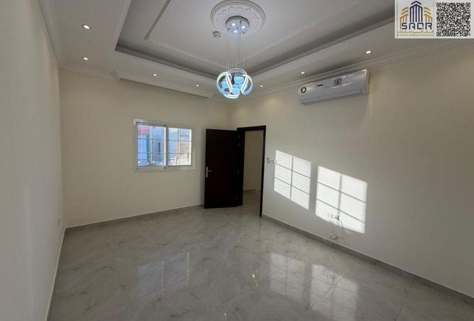 93570253 - Property Image 3