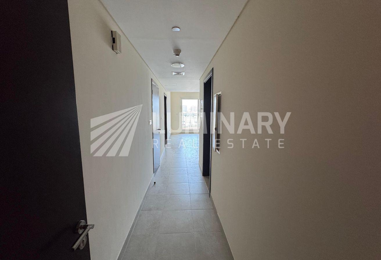 1 BHK Apartment in Liwan with Balcony & Parking photo 4