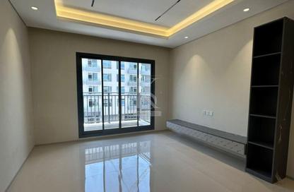 شقة - 2 - 2 للبيع في سكن سبورتس في - المدينة العالمية المرحلة 2 - 4 الورسان - الورسان - دبي شقة - 2 - 2 للبيع في سكن سبورتس في - المدينة العالمية المرحلة 2 - 4 الورسان - الورسان - دبي