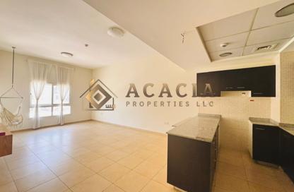 Apartment - 1 - 1 for rent in Al Thamam 24 - Al Thamam - Remraam - Dubai Apartment - 1 - 1 for rent in Al Thamam 24 - Al Thamam - Remraam - Dubai