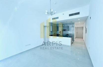 Apartment - 1 - 2 for rent in Talal 2 - Jumeirah Garden City - Al Satwa - Dubai