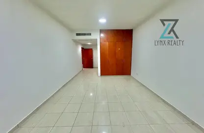 شقة - غرفة نوم - 2 حمامات للايجار في ش. البدع - البدع - دبي