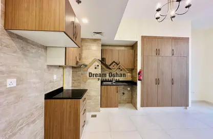 شقة - 1 حمام للايجار في مبنى روز - الجداف - دبي