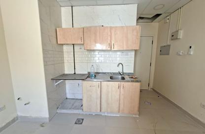 Apartment - Studio - 1 for rent in Fire Station Road - Muwaileh - Sharjah