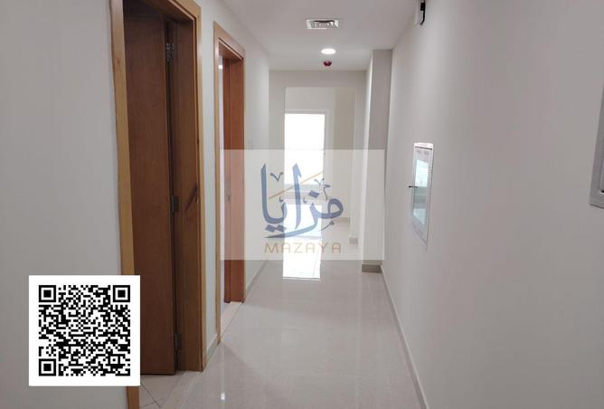 127912402 - Property Image 2