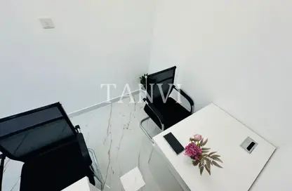 Office Space - Studio - 1 Bathroom for rent in Fatima Mohammad Ahmad Bin Suleiman Building - Al Raffa - Bur Dubai - Dubai