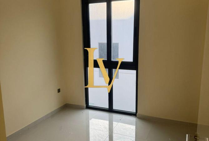 83662959 - صورة العقار 2