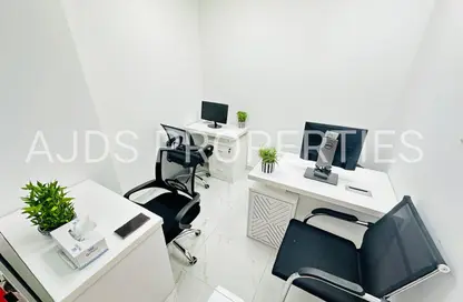 مكتب - غرفة نوم - 1 حمام للايجار في ريم ريزدنسي - الكرامة - دبي