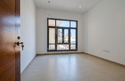 Apartment - 1 Bedroom - 1 Bathroom for rent in Al Qulaya'ah - Al Sharq - Sharjah