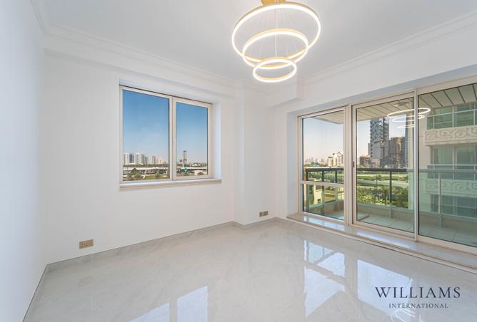 74232430 - Property Image 2