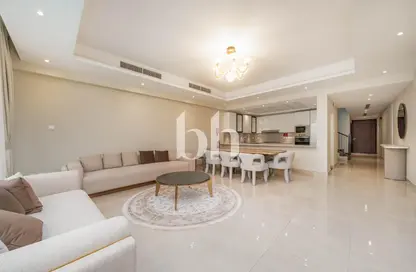 تاون هاوس - 4 غرف نوم - 5 حمامات للبيع في 1A حي - مثلث قرية جميرا - دبي