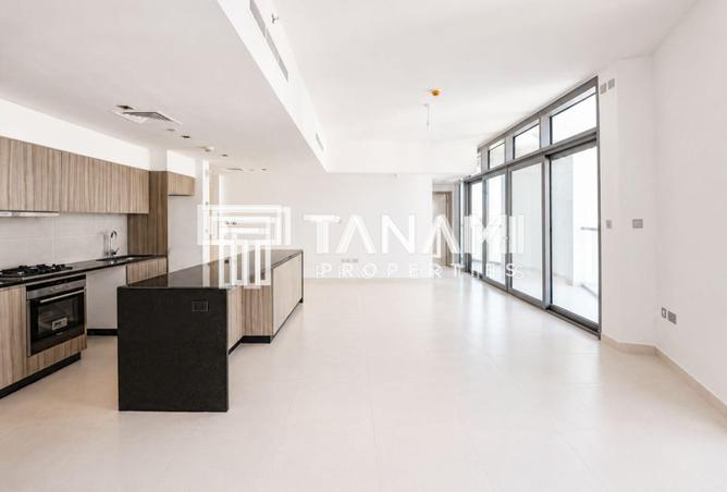 Stunning View High Floor Balcony Vacant