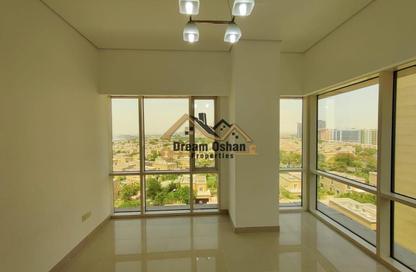 Apartment - 1 Bedroom - 1 Bathroom for rent in Nova Tower - Dubai Silicon Oasis - Dubai